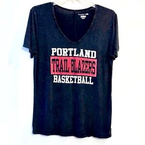 EUC NBA Portland Trail Blazers Black T-Shirt